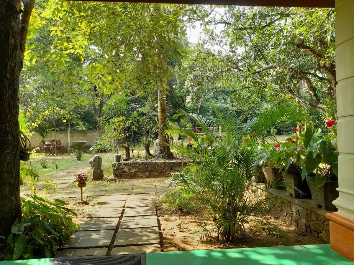 Sigiri Jungle Villa Sigiriya Exterior foto